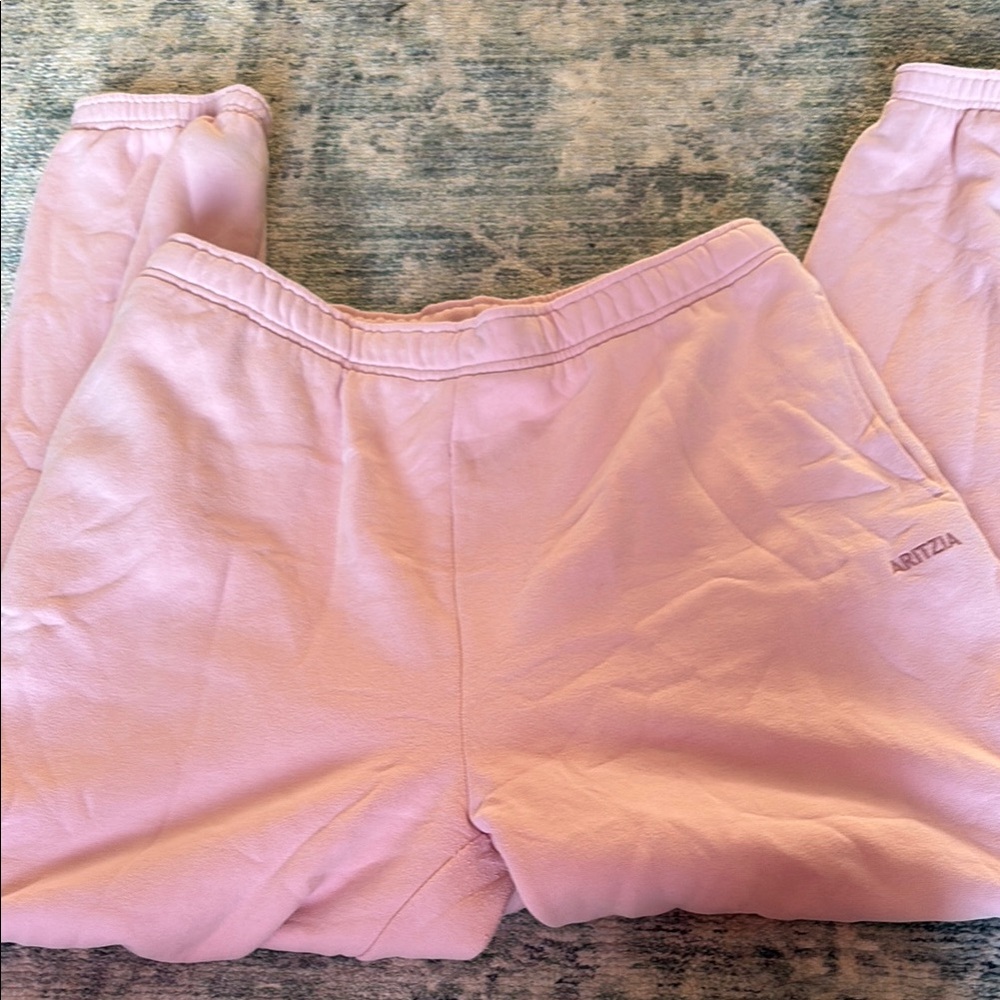 Aritzia  Pink Sweatpants
